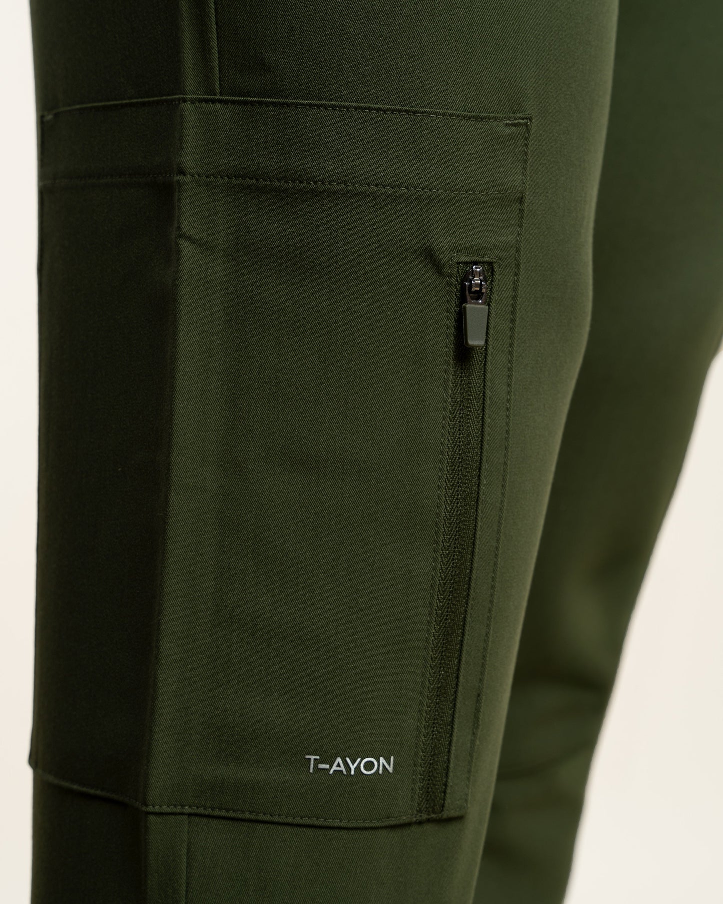 PANTALON HOMBRE DYNAMIC MILITARY - PUÑO JOKE