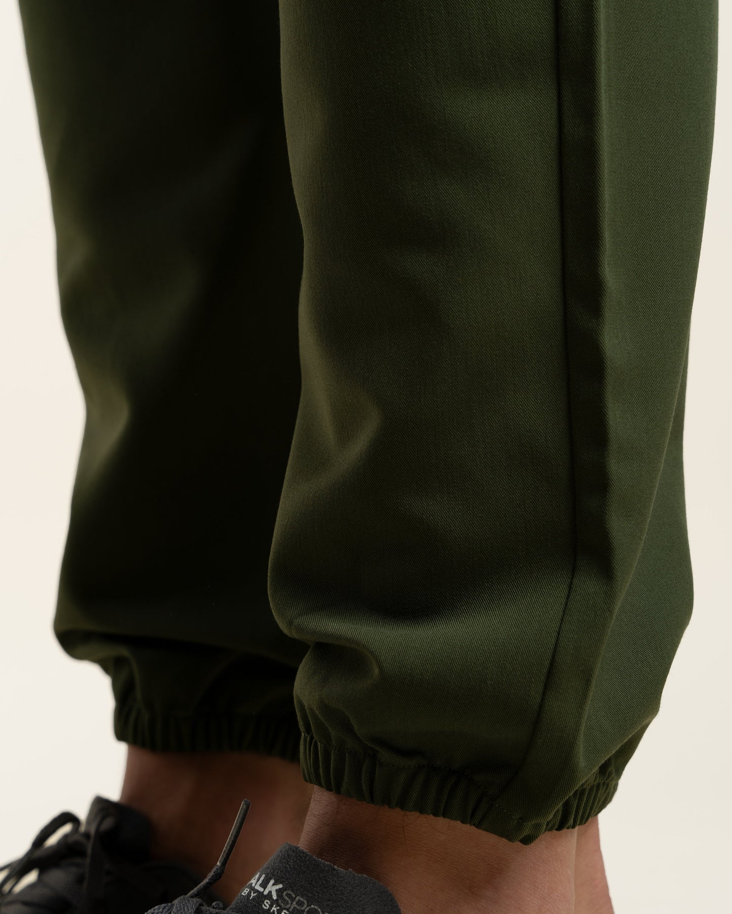 PANTALON HOMBRE DYNAMIC MILITARY - PUÑO JOKE