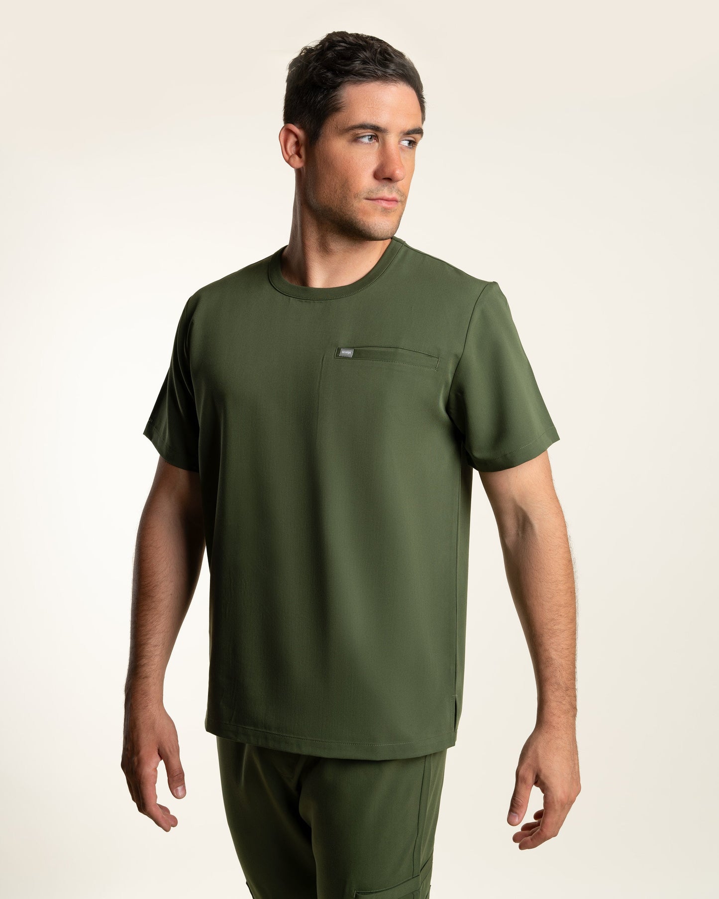 TOP HOMBRE DYNAMIC MILITARY - CUELLO RIB