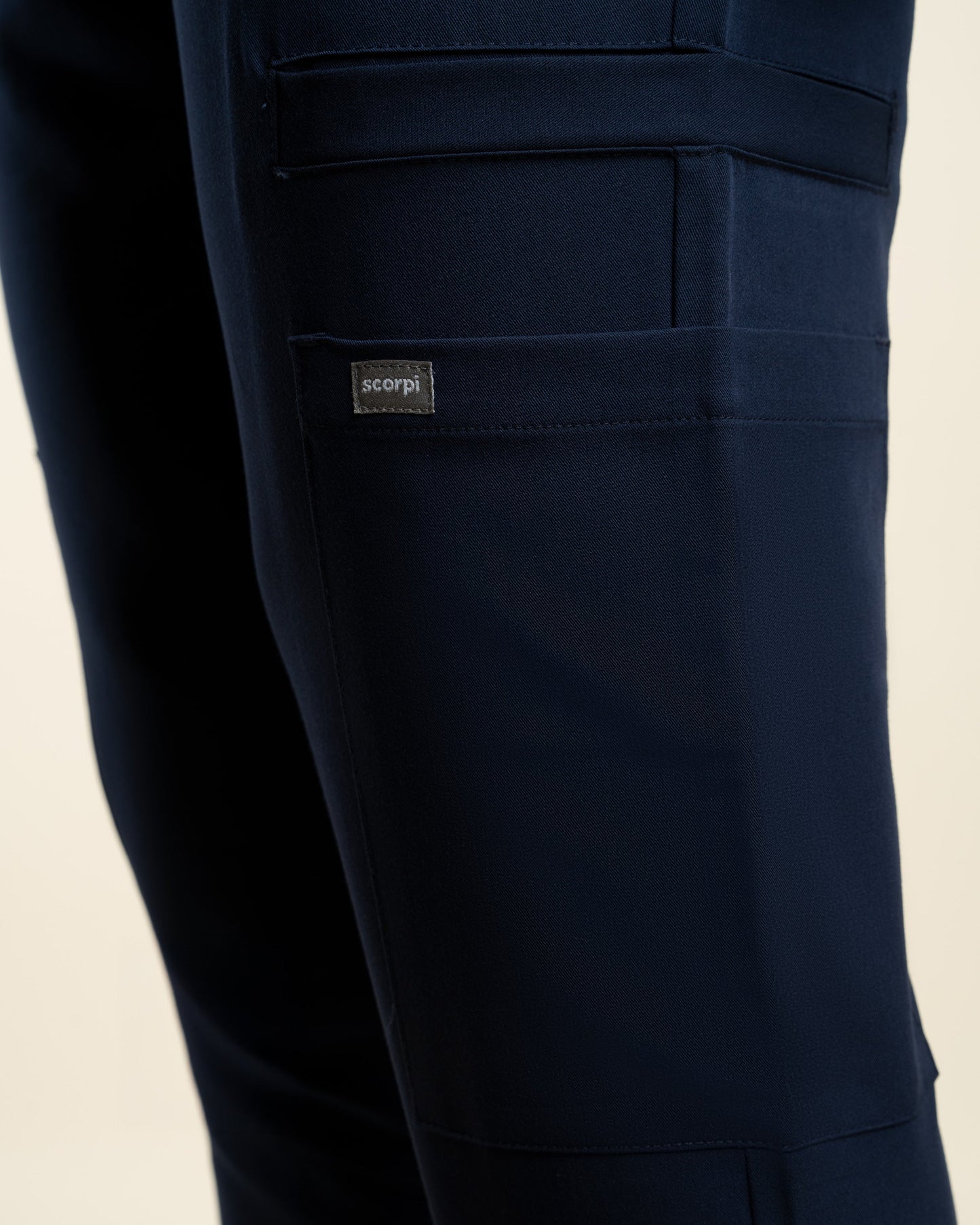 PANTALON HOMBRE DYNAMIC MARINO - PUÑO RIB