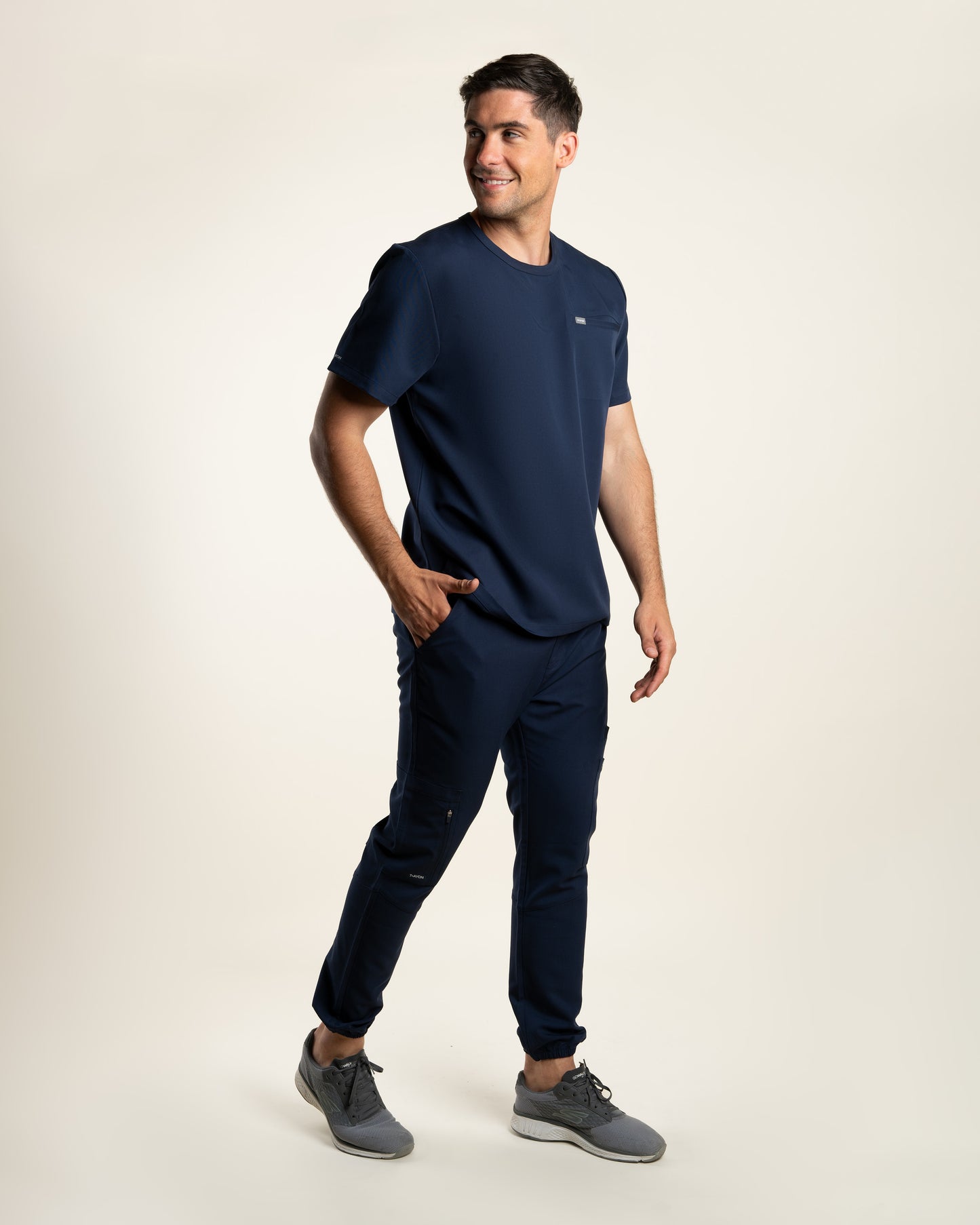 TOP HOMBRE DYNAMIC MARINO - CUELLO RIB
