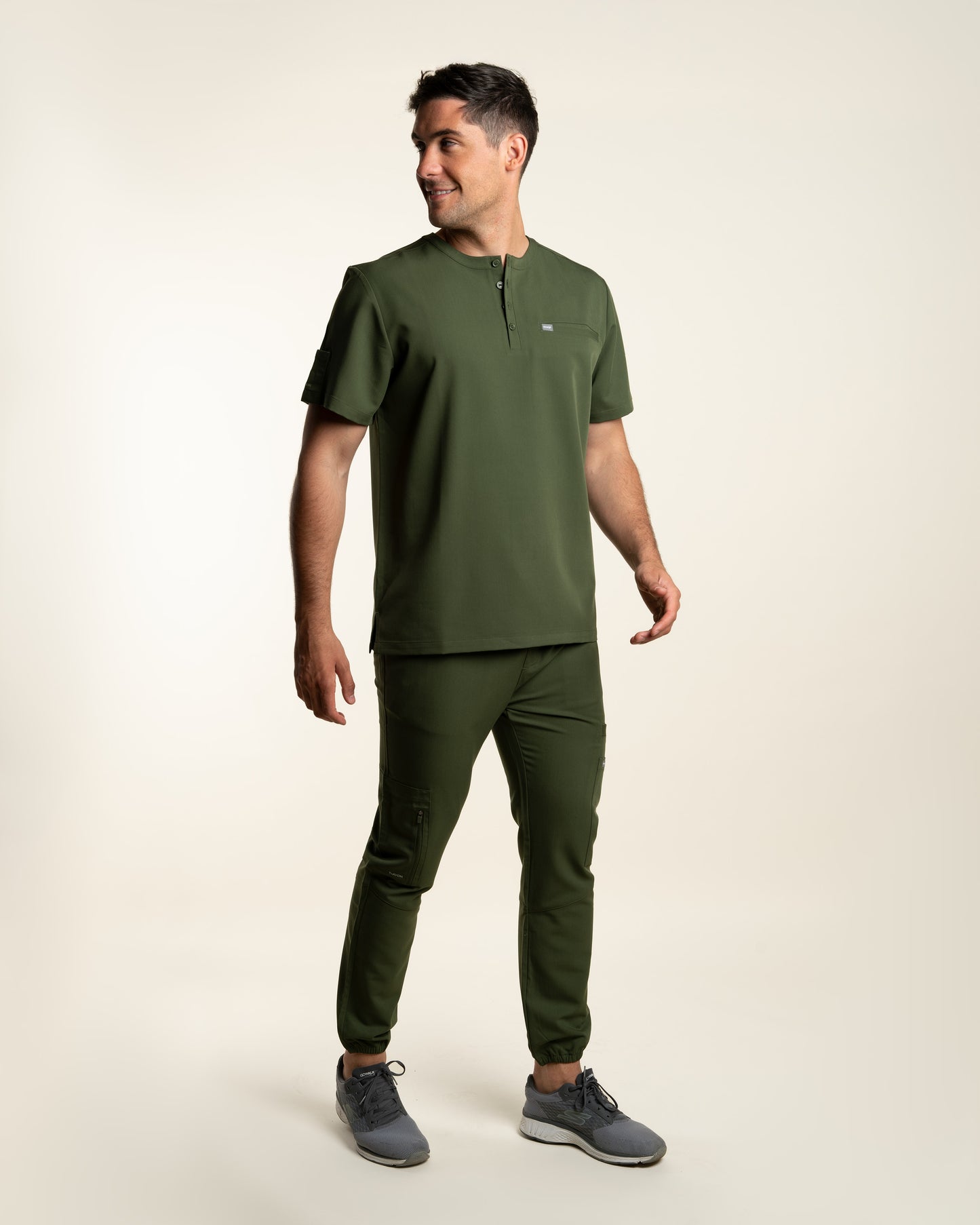 TOP HOMBRE DYNAMIC MILITARY - CUELLO JOKE