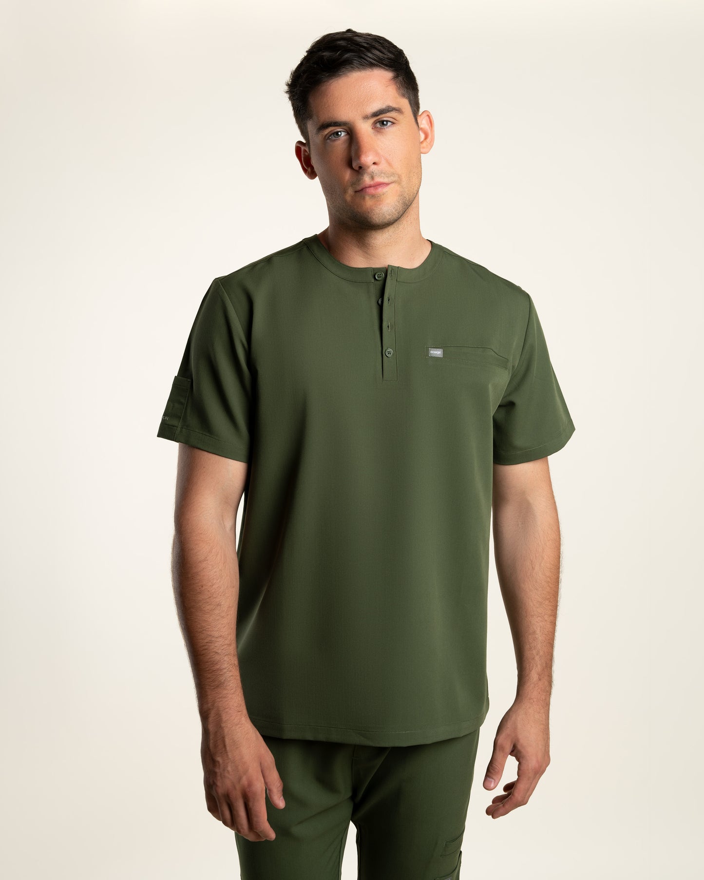 TOP HOMBRE DYNAMIC MILITARY - CUELLO JOKE
