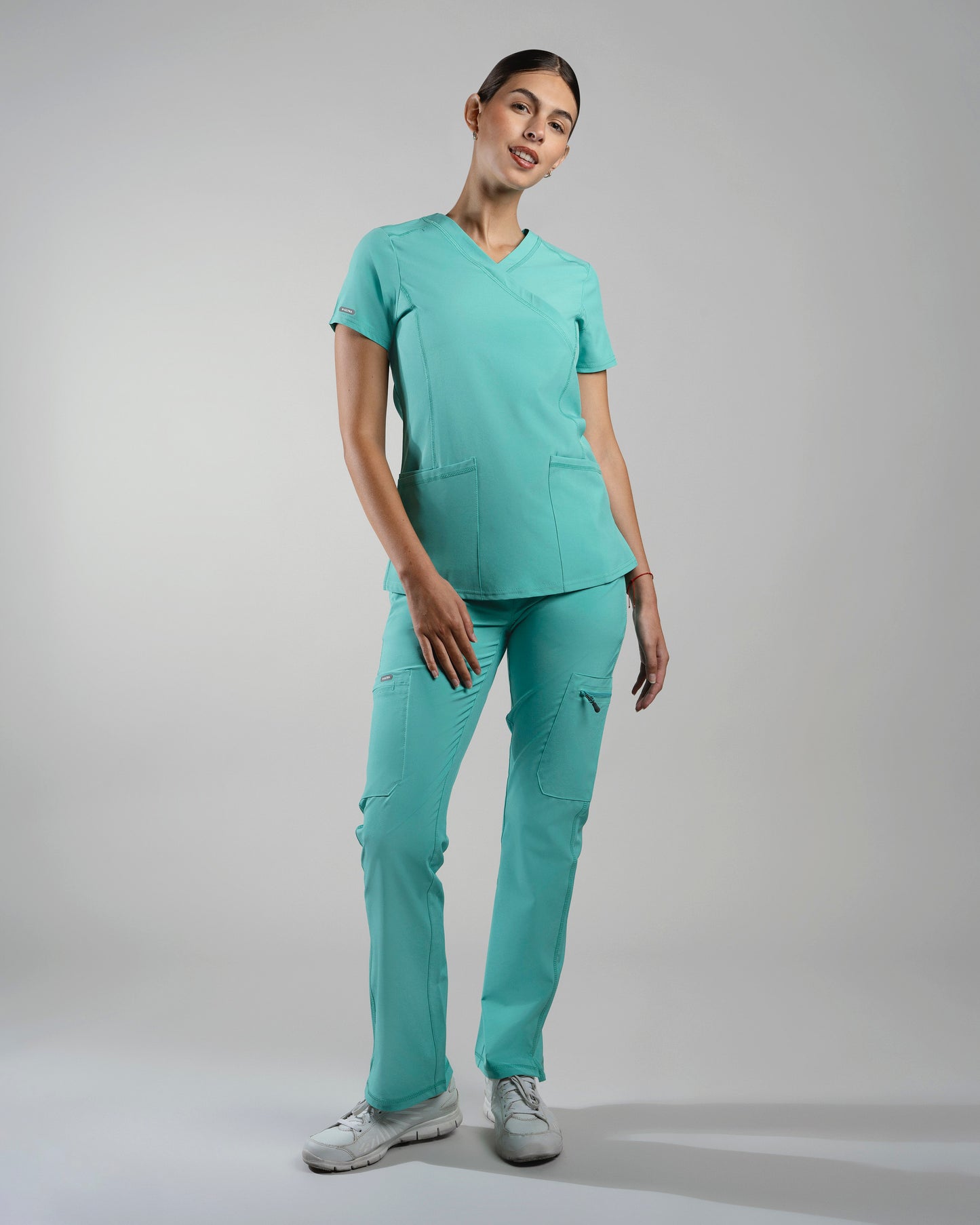 TOP MUJER SPORT STRETCH SURGICAL GREEN
