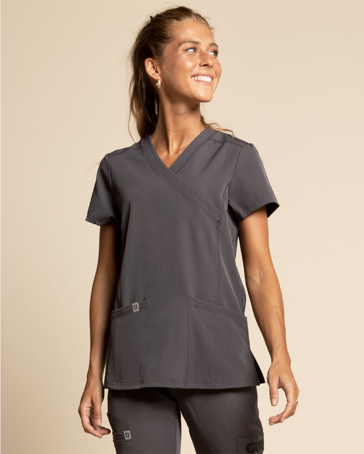 TOP MUJER SPORT STRETCH GRIS