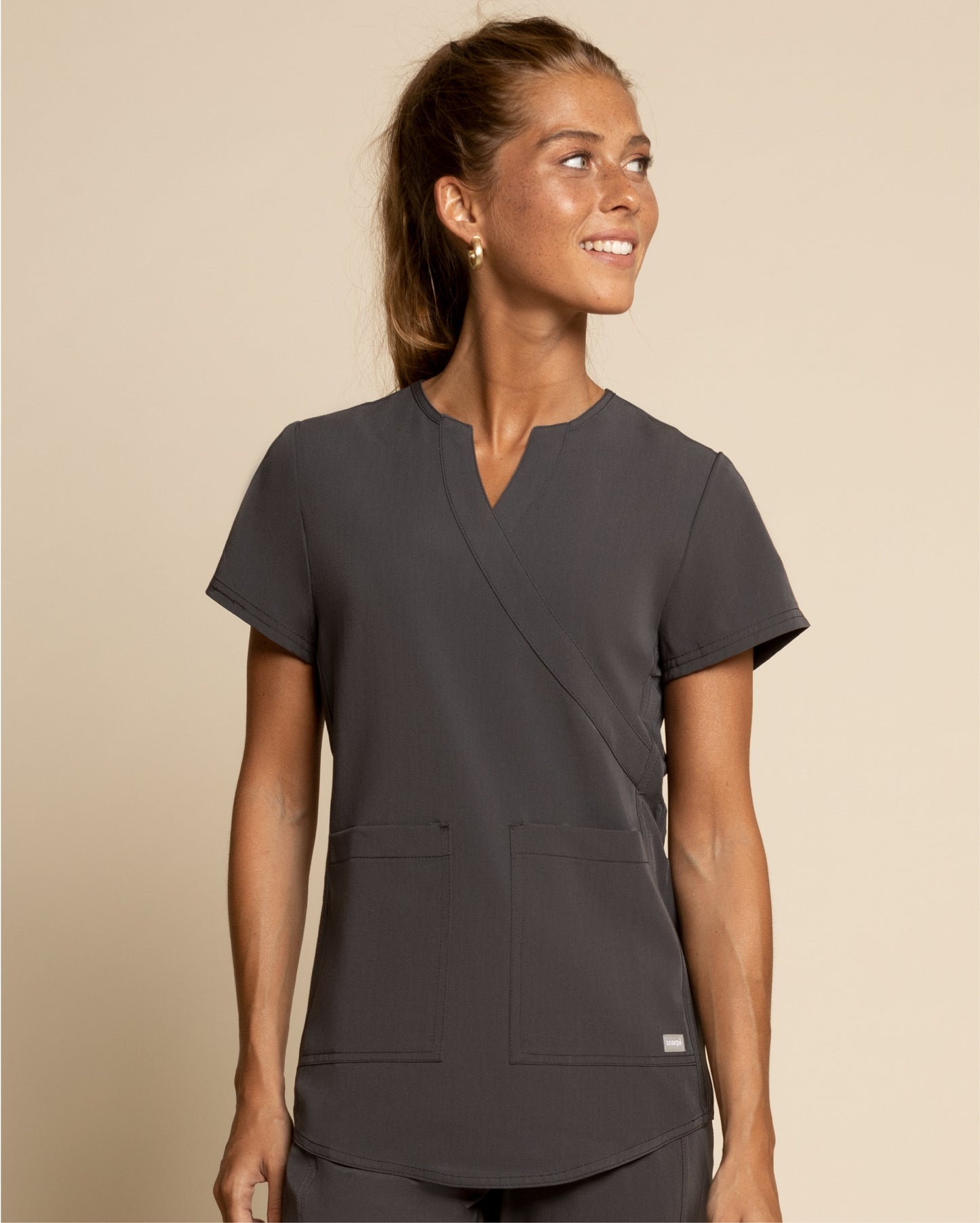 TOP MUJER COMFORT GRIS
