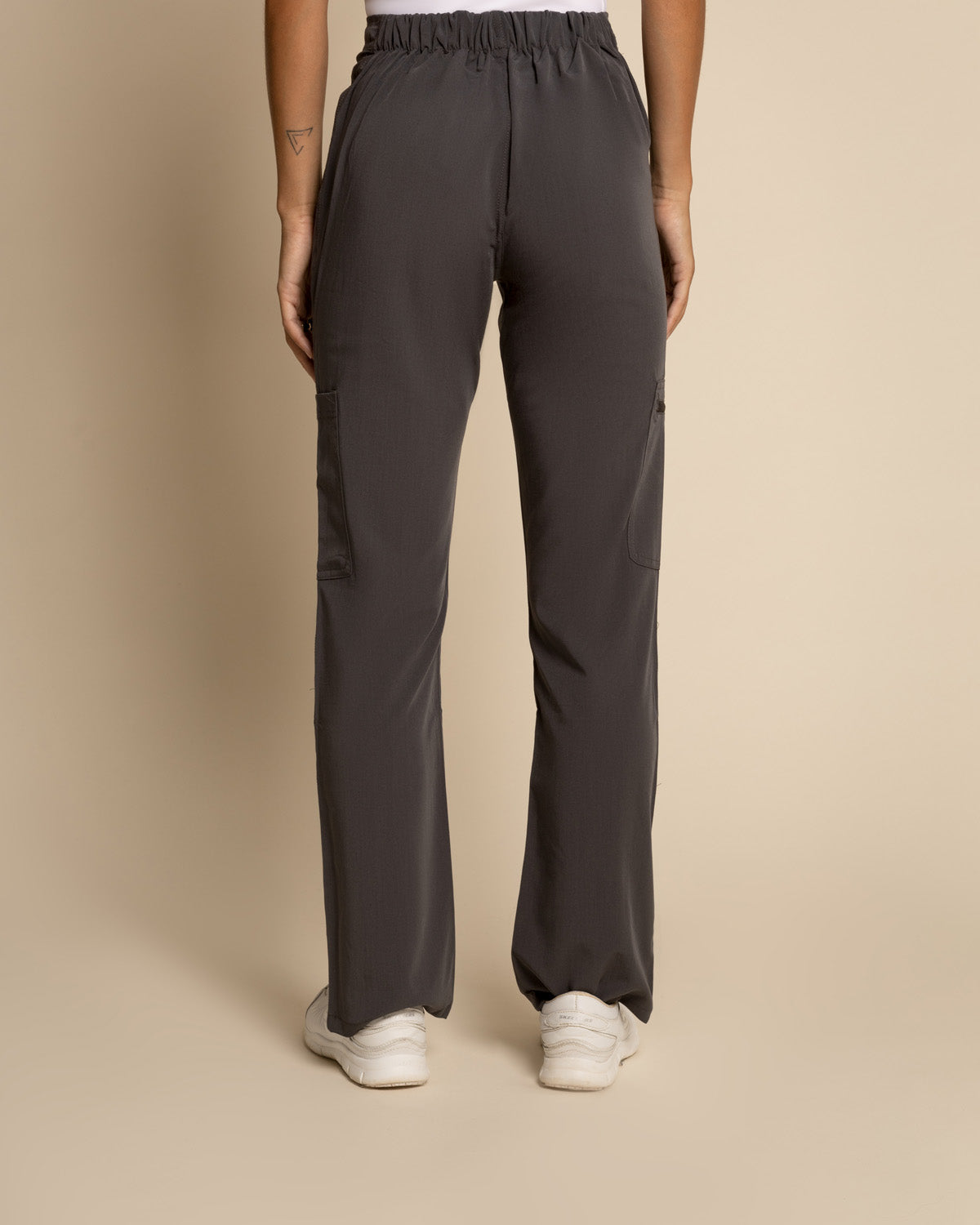 PANTALÓN MUJER COMFORT TALL GRIS