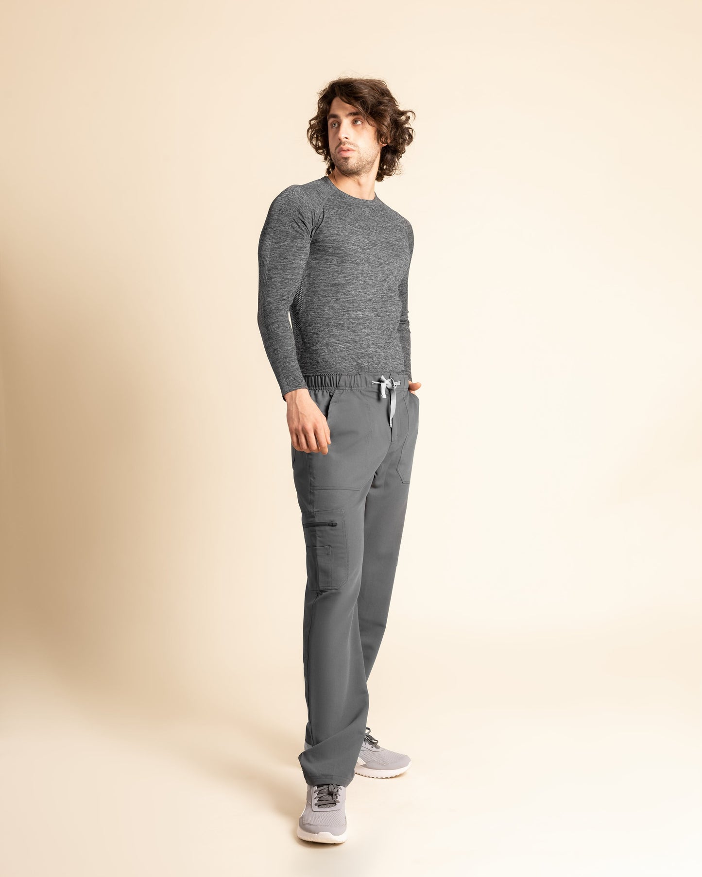 PRIMERA CAPA FLEX TEE HOMBRE MELANGE GRIS