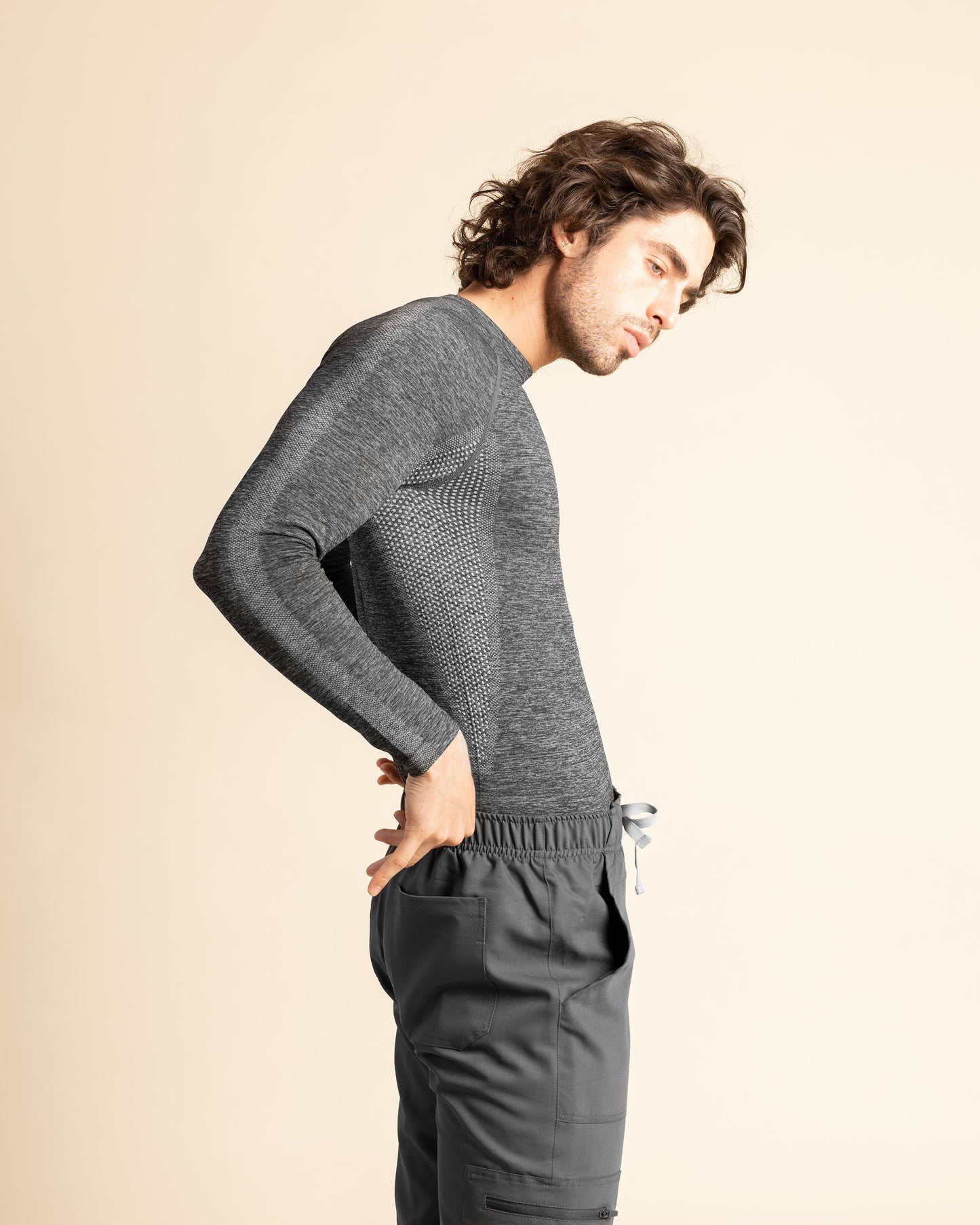 PRIMERA CAPA FLEX TEE HOMBRE MELANGE GRIS
