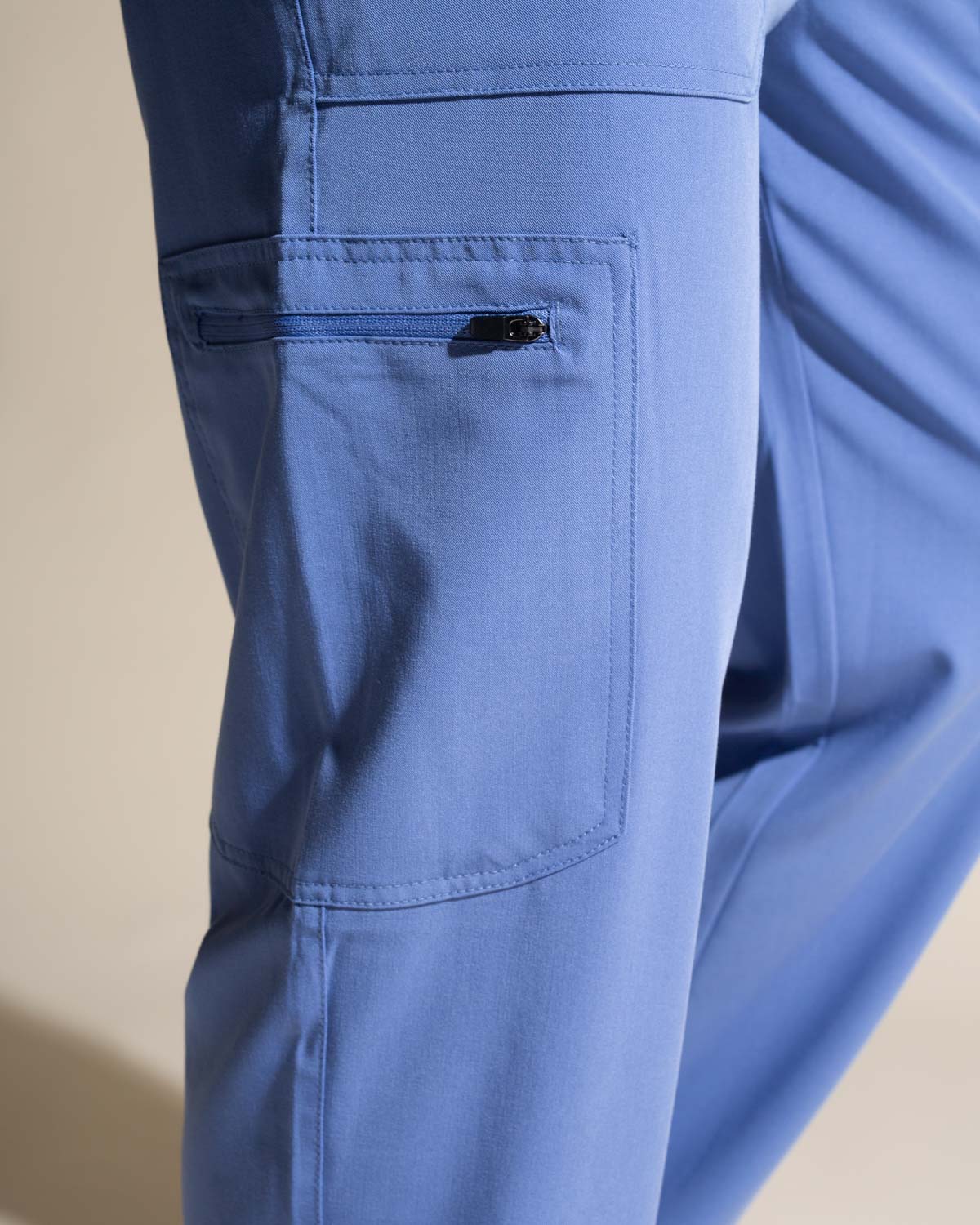 PANTALON HOMBRE COMFORT CELESTE