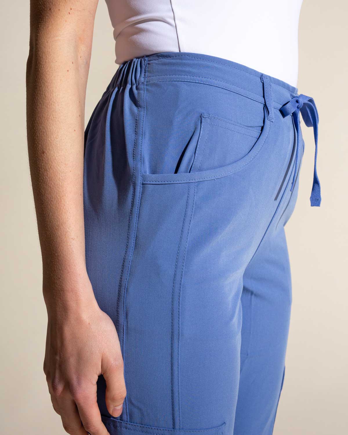 PANTALON MUJER COMFORT CELESTE