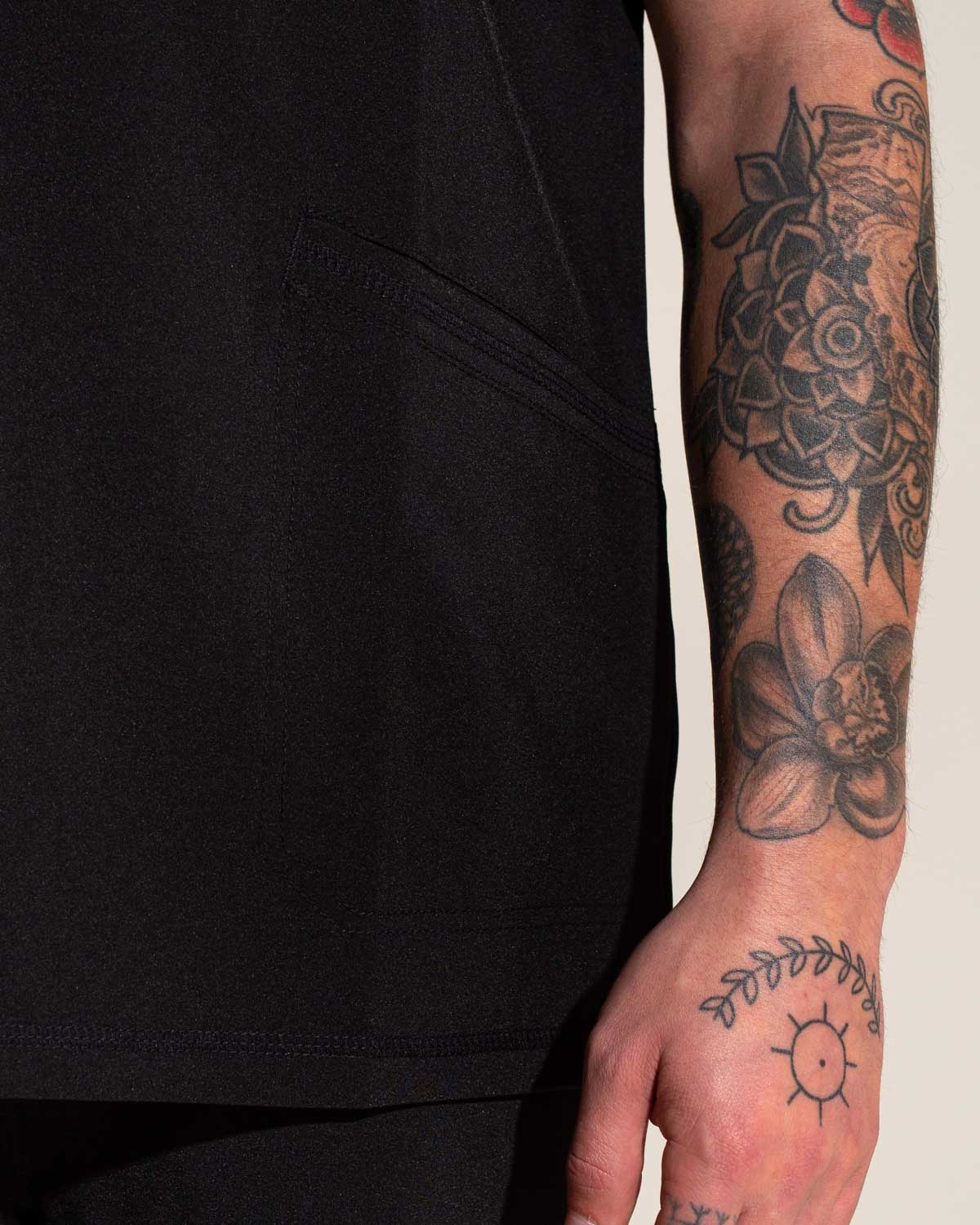 TOP HOMBRE SPORT STRETCH NEGRO