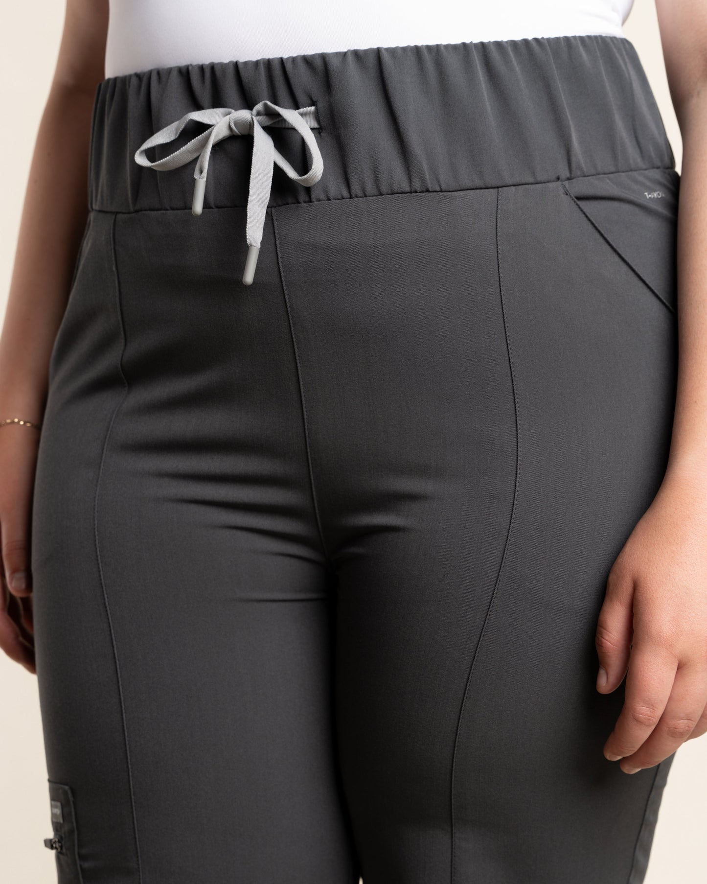 PANTALÓN MUJER CURVE GRIS