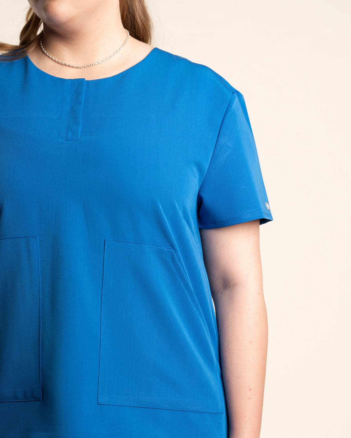 TOP MUJER CURVE AZUL REY