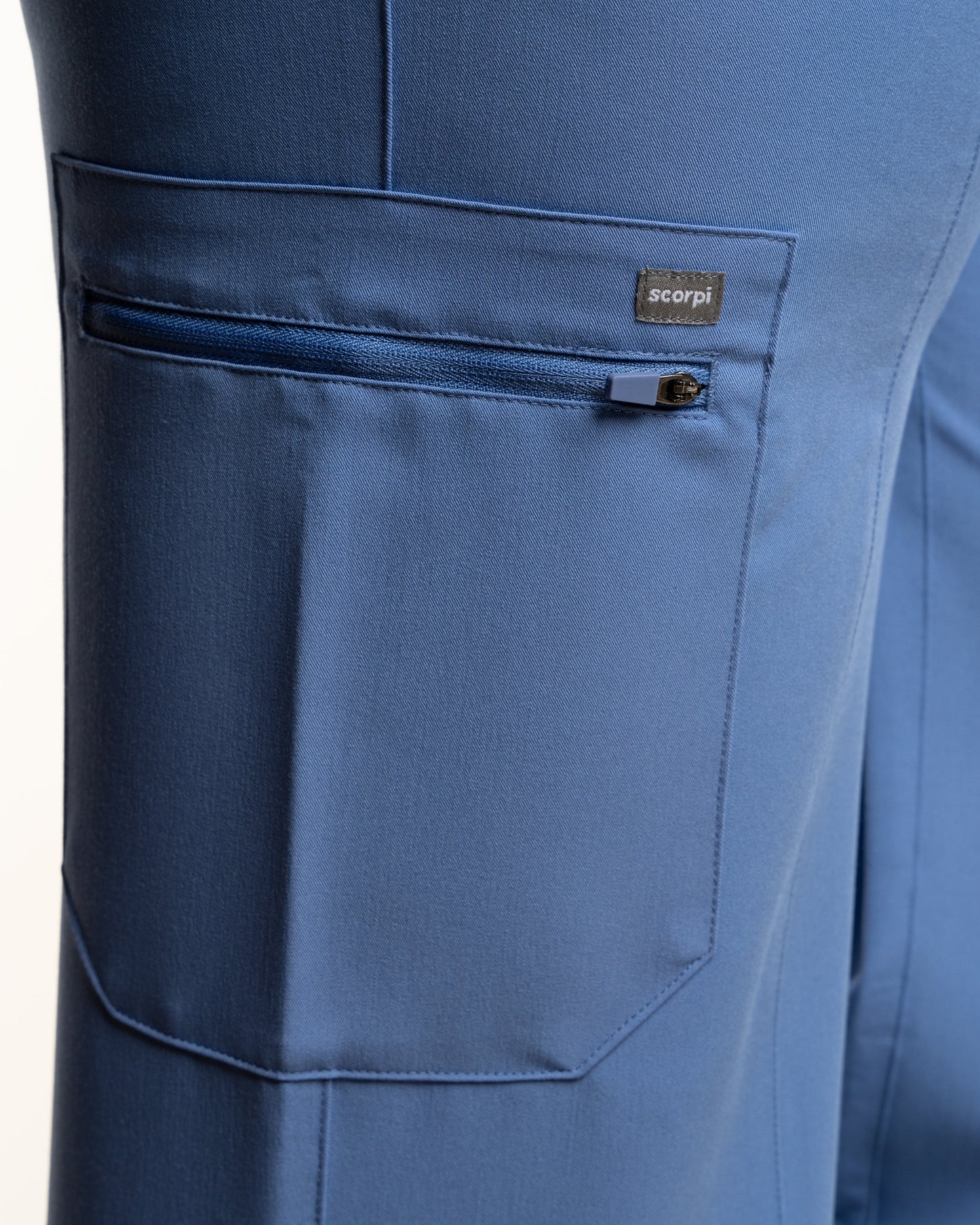 PANTALÓN MUJER CURVE CELESTE