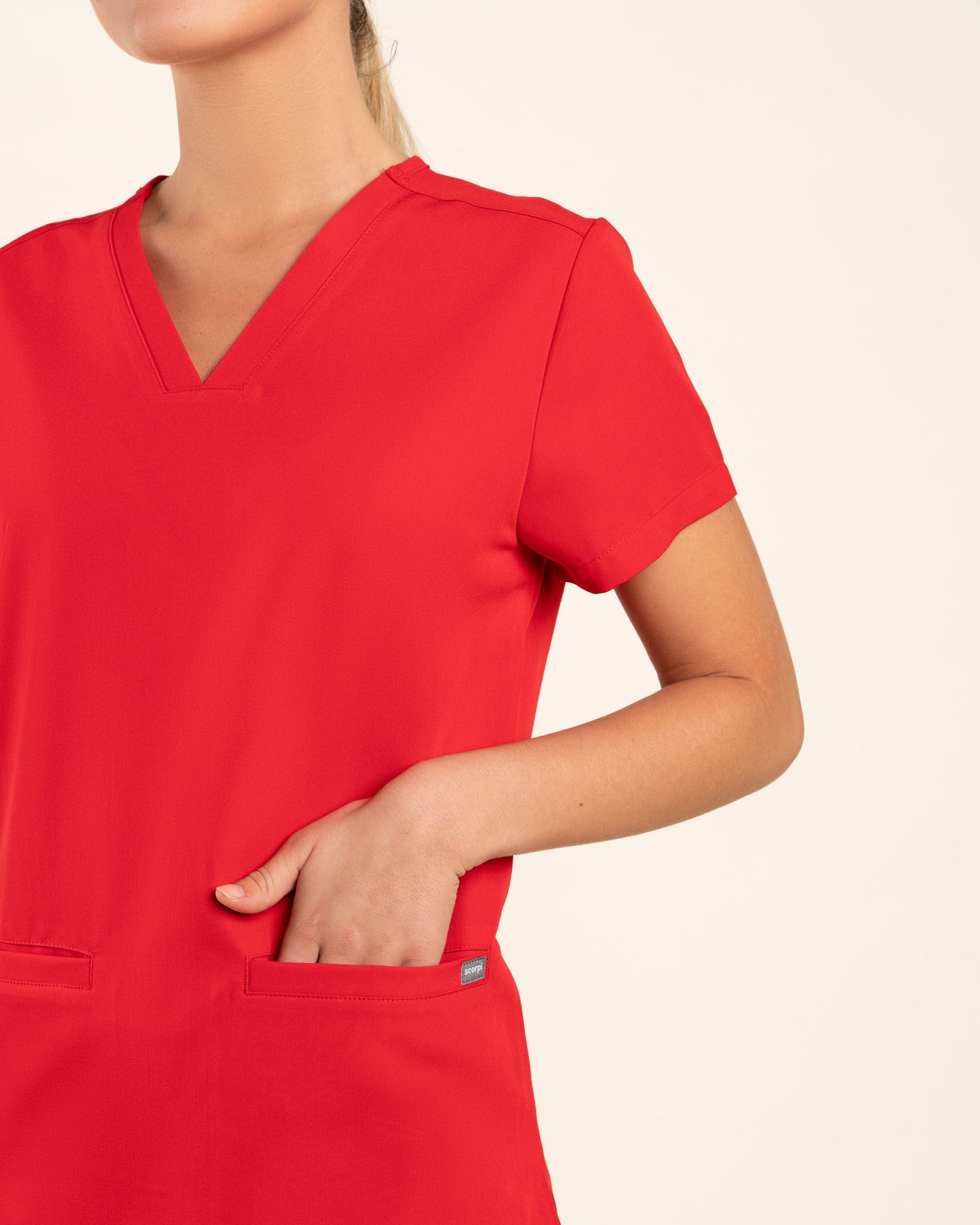 TOP MUJER AQUA ROJO