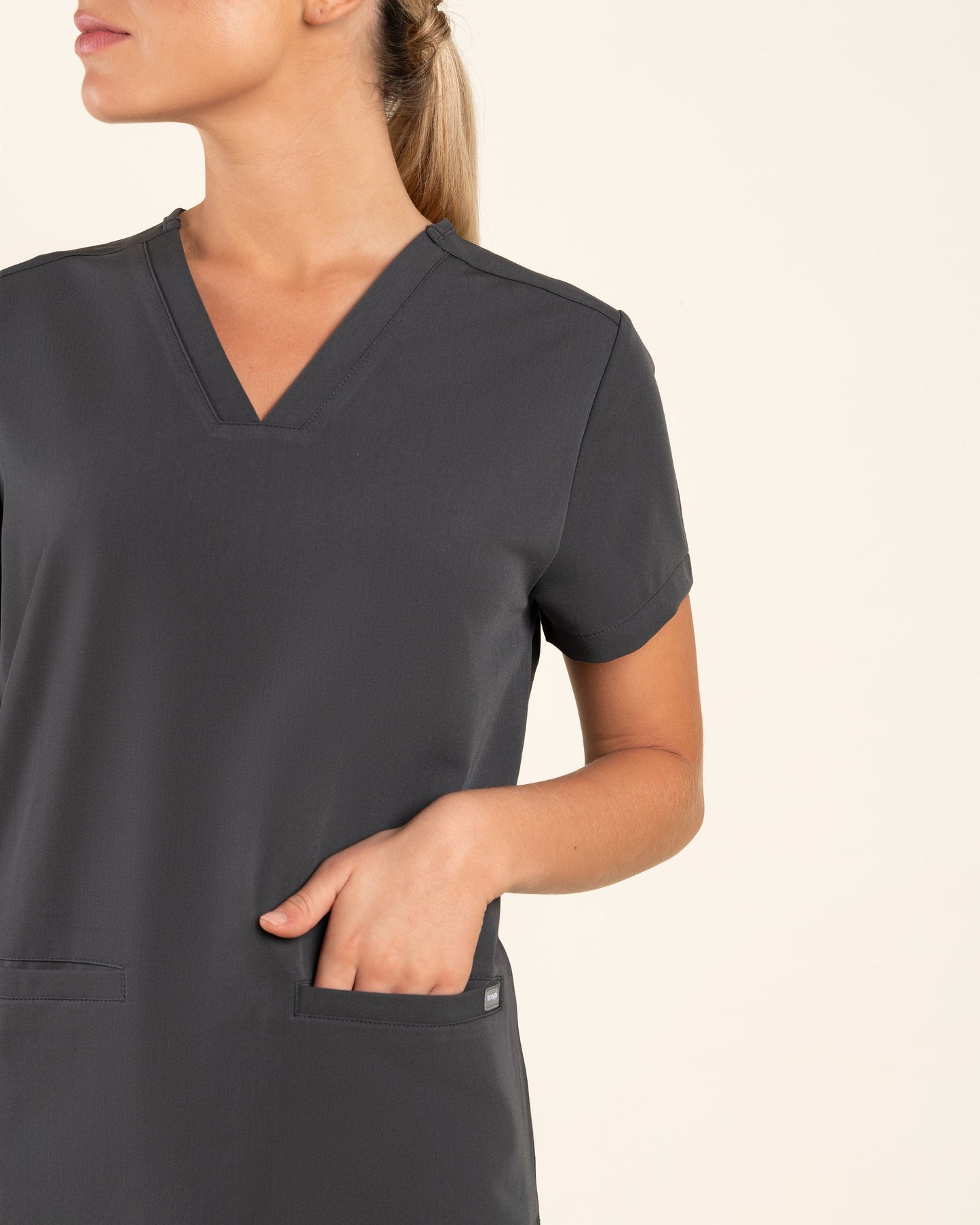 TOP MUJER AQUA GRIS