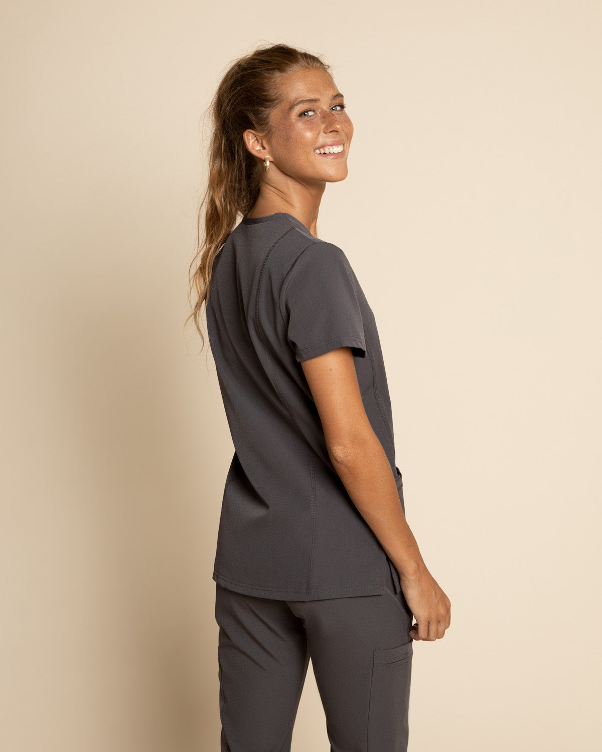 TOP MUJER SPORT STRETCH GRIS