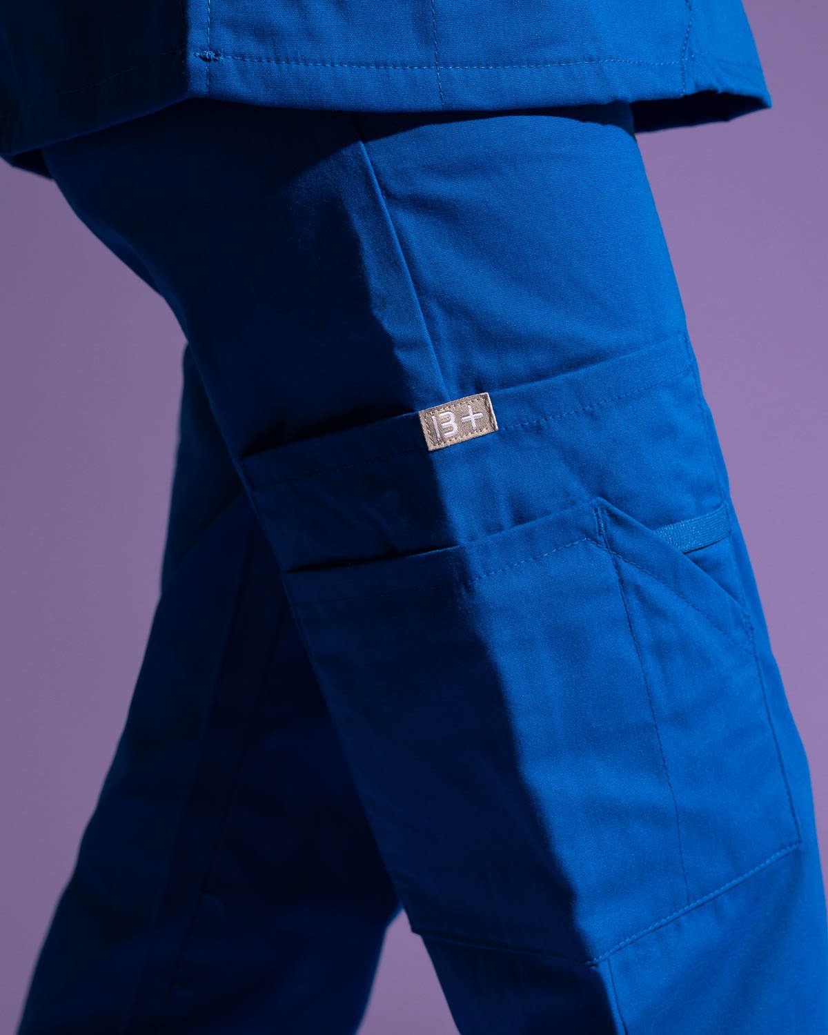 PANTALON MUJER BASICS AZUL REY