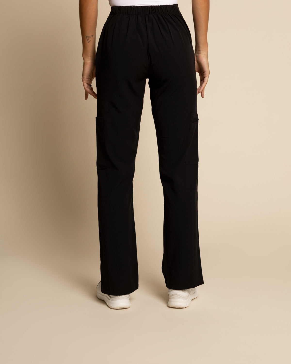 PANTALÓN MUJER COMFORT PETITE NEGRO