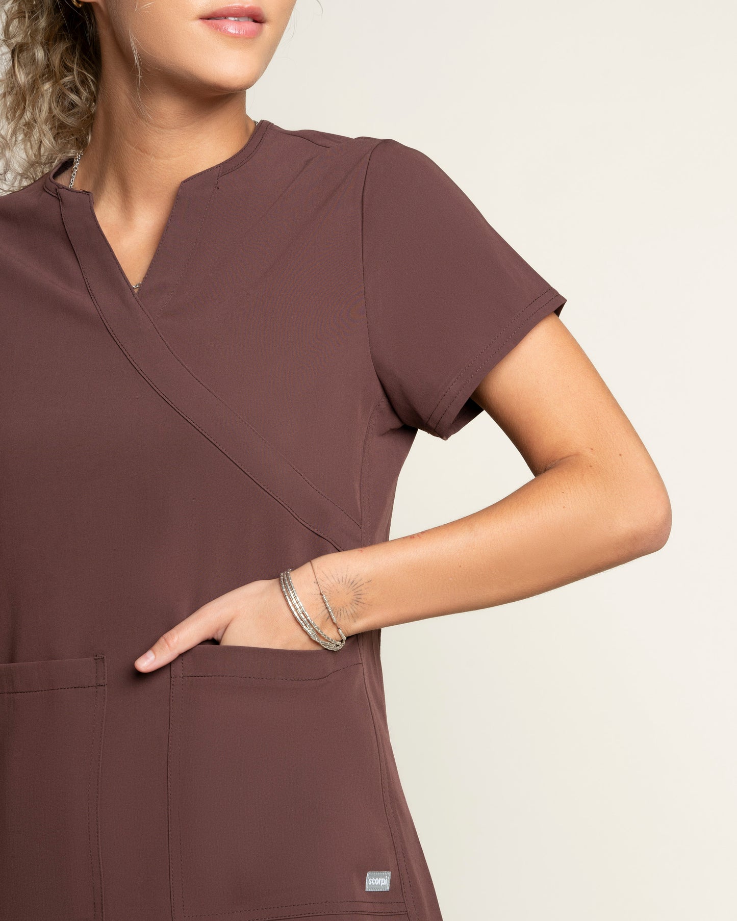 TOP MUJER COMFORT ESPRESSO