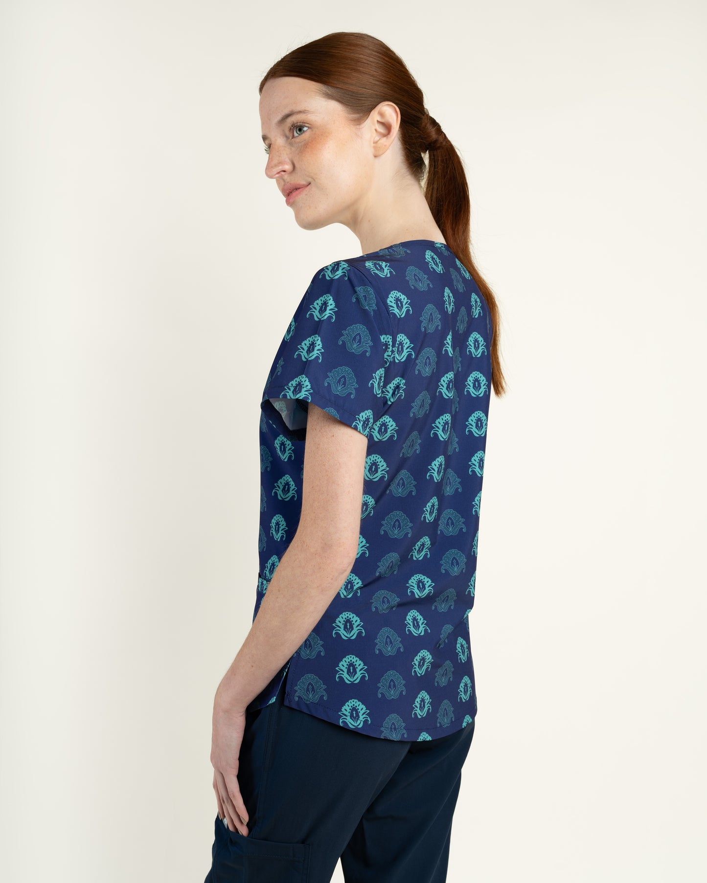 TOP MUJER MANTRA MAYURA