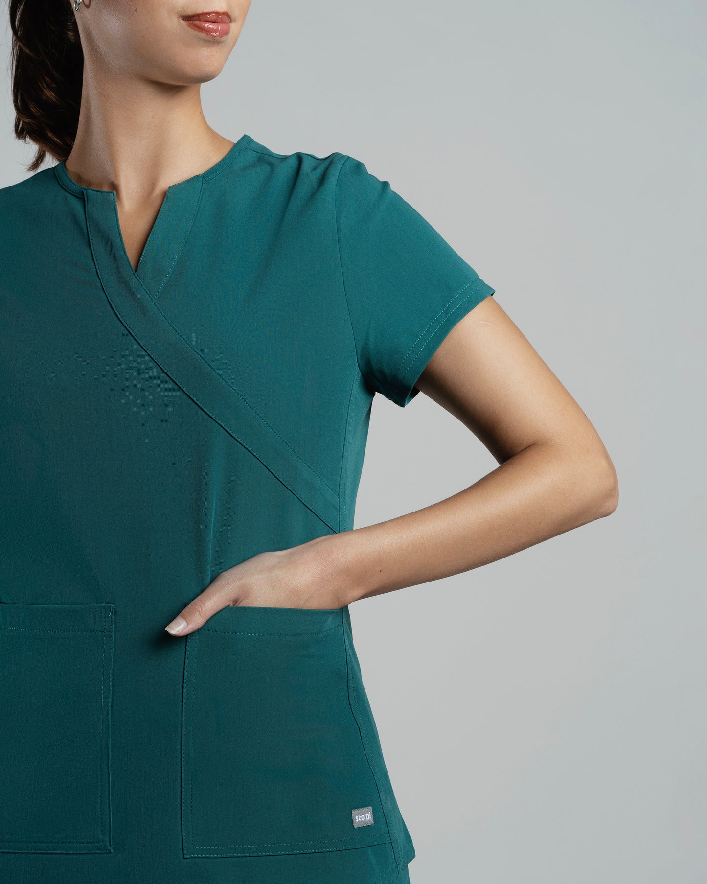 TOP MUJER COMFORT VERDE