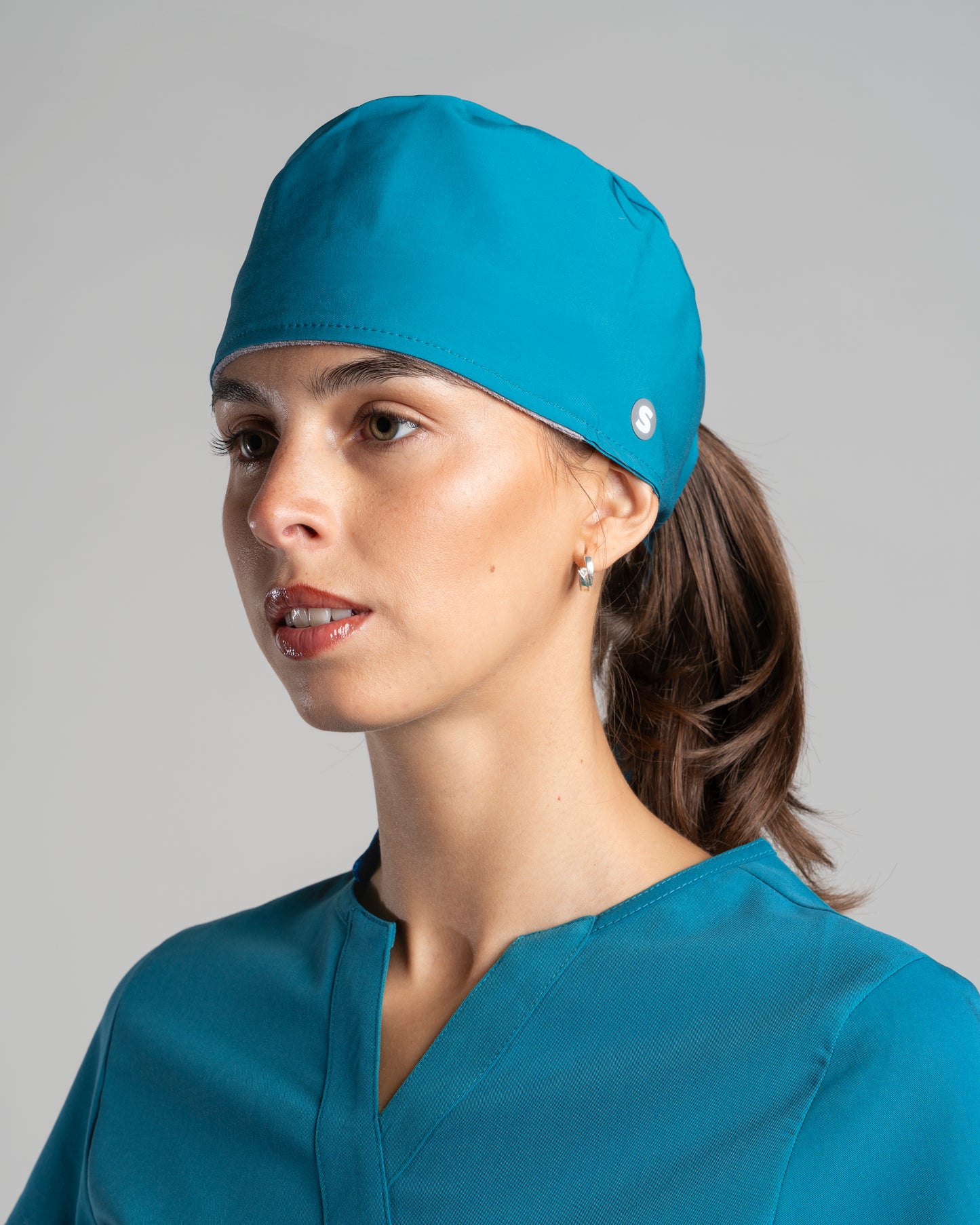 GORRO UNISEX CLÍNICO COLOR BLOCK TEAL BLUE