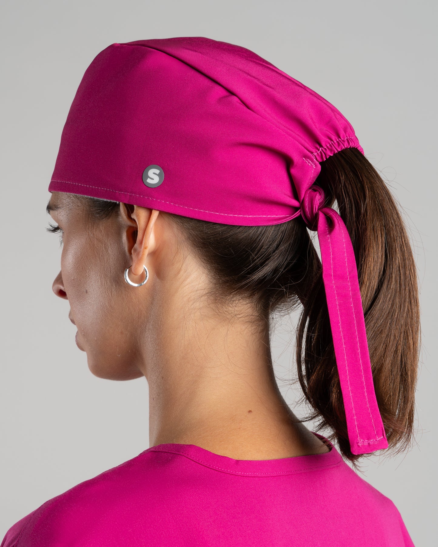 GORRO UNISEX CLÍNICO COLOR BLOCK FUCSIA