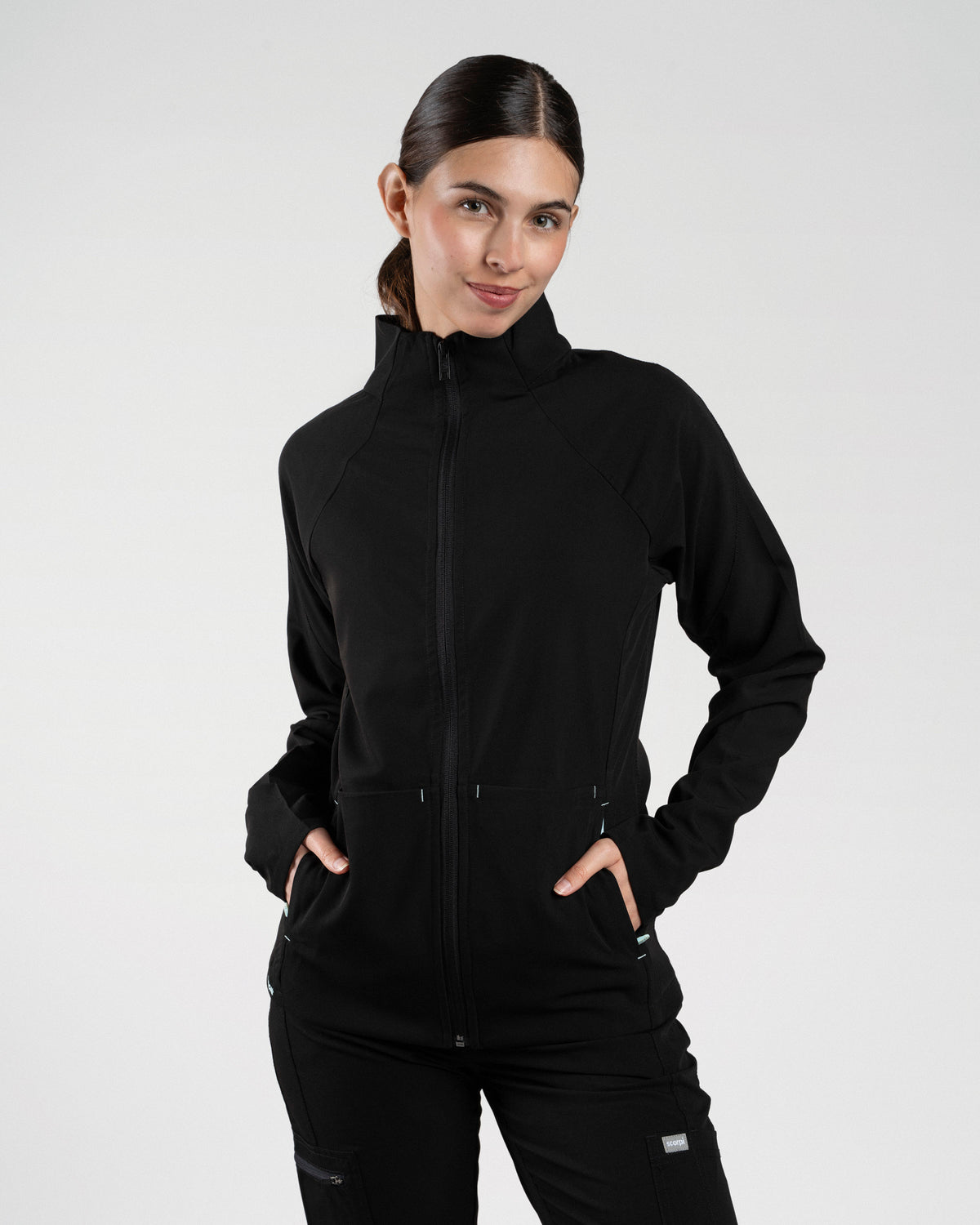 MID JACKET MUJER NEGRO – INN Brands