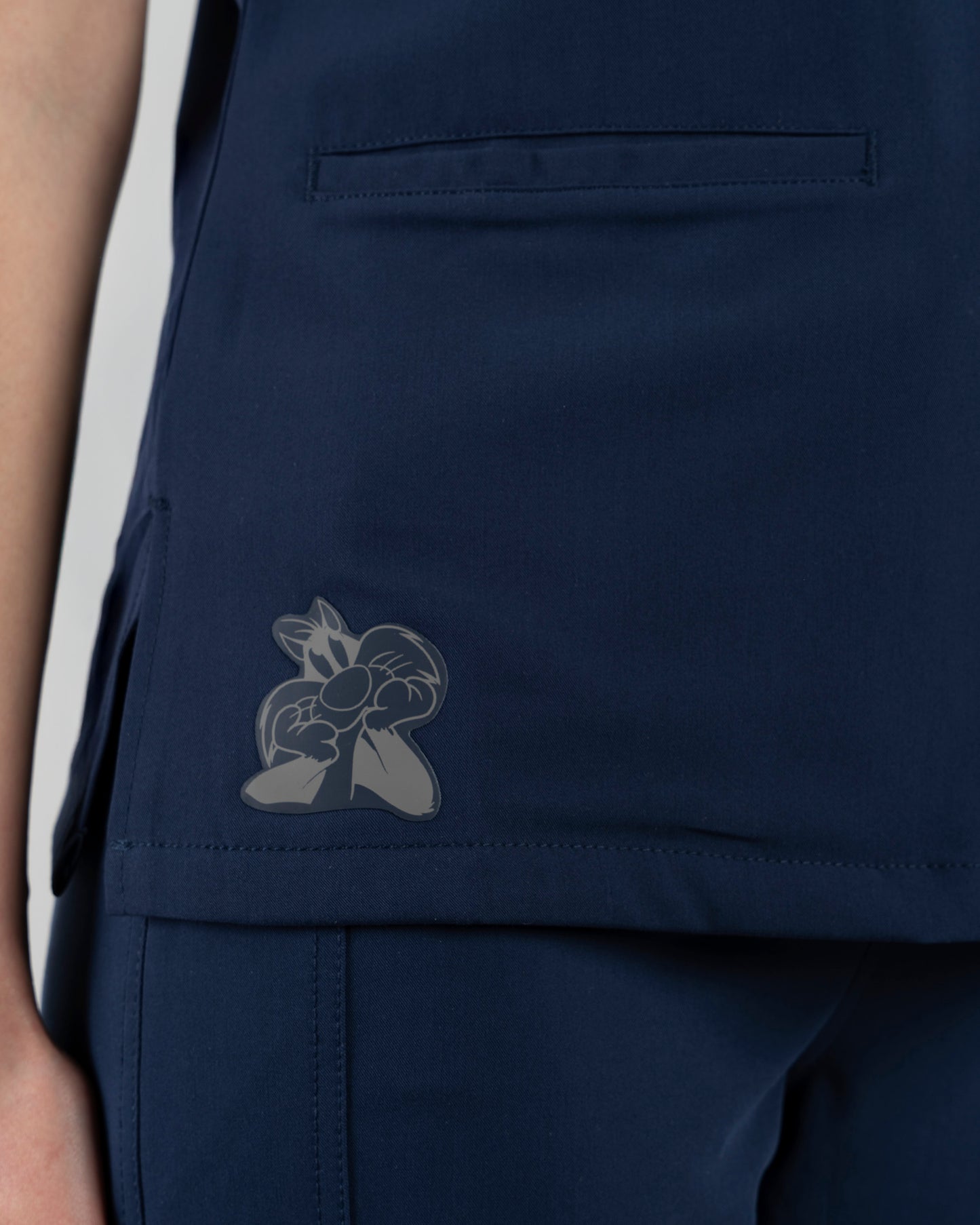 TOP MUJER LOONEY TUNES AZUL MARINO