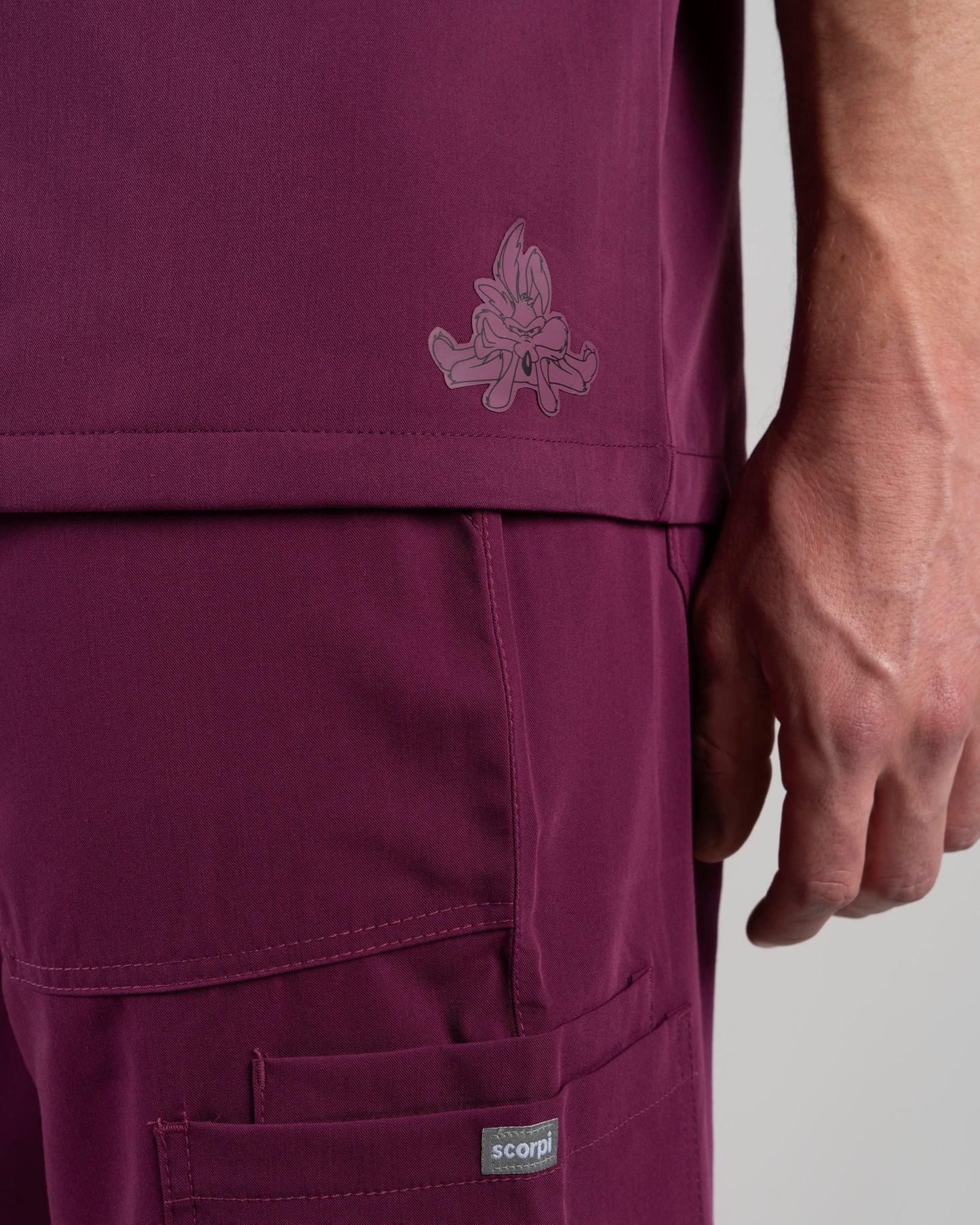 TOP HOMBRE LOONEY TUNES BURDEO