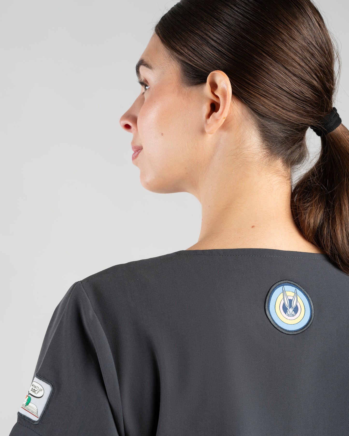 TOP MUJER LOONEY TUNES GRIS