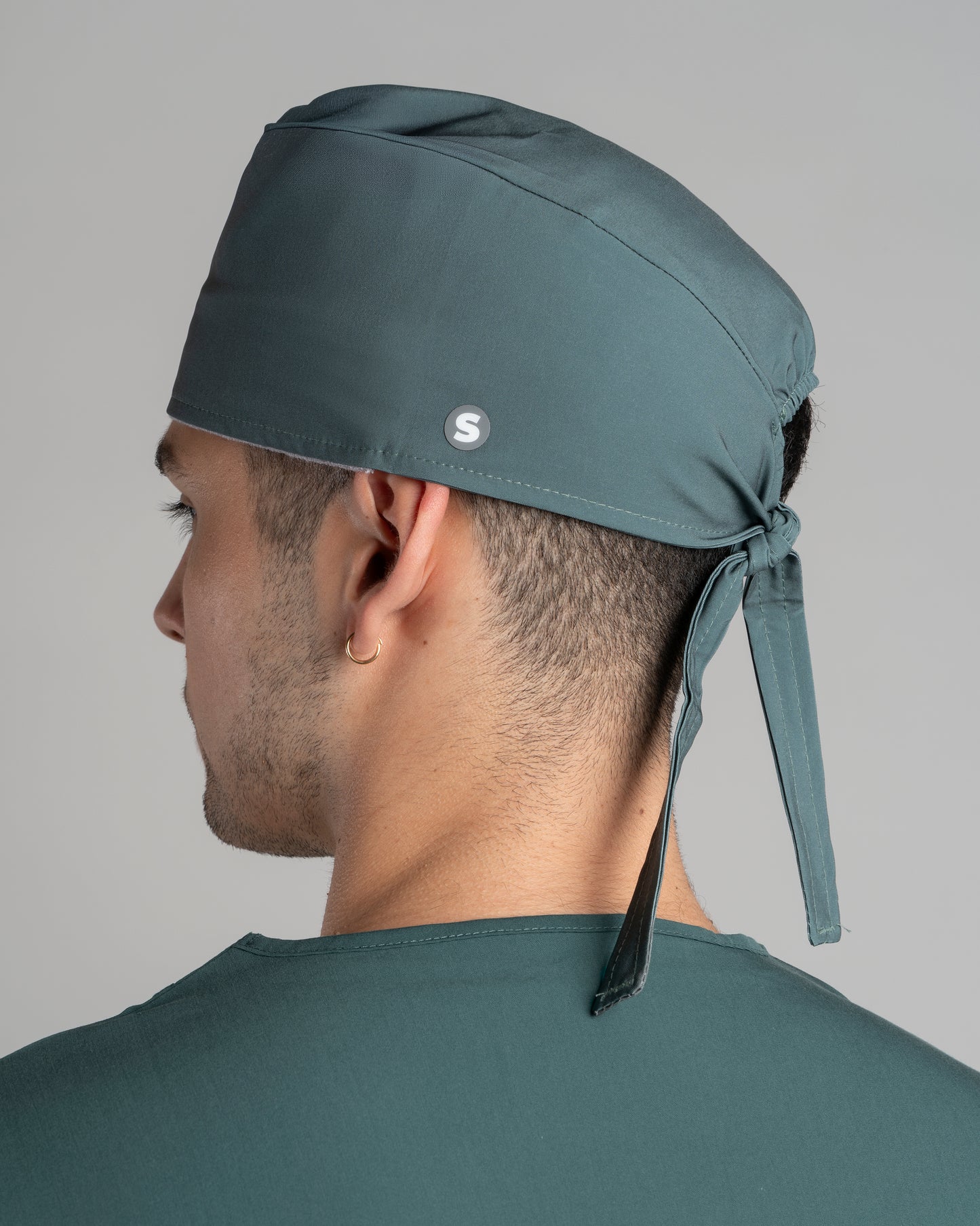 GORRO UNISEX CLÍNICO COLOR BLOCK MUSGO