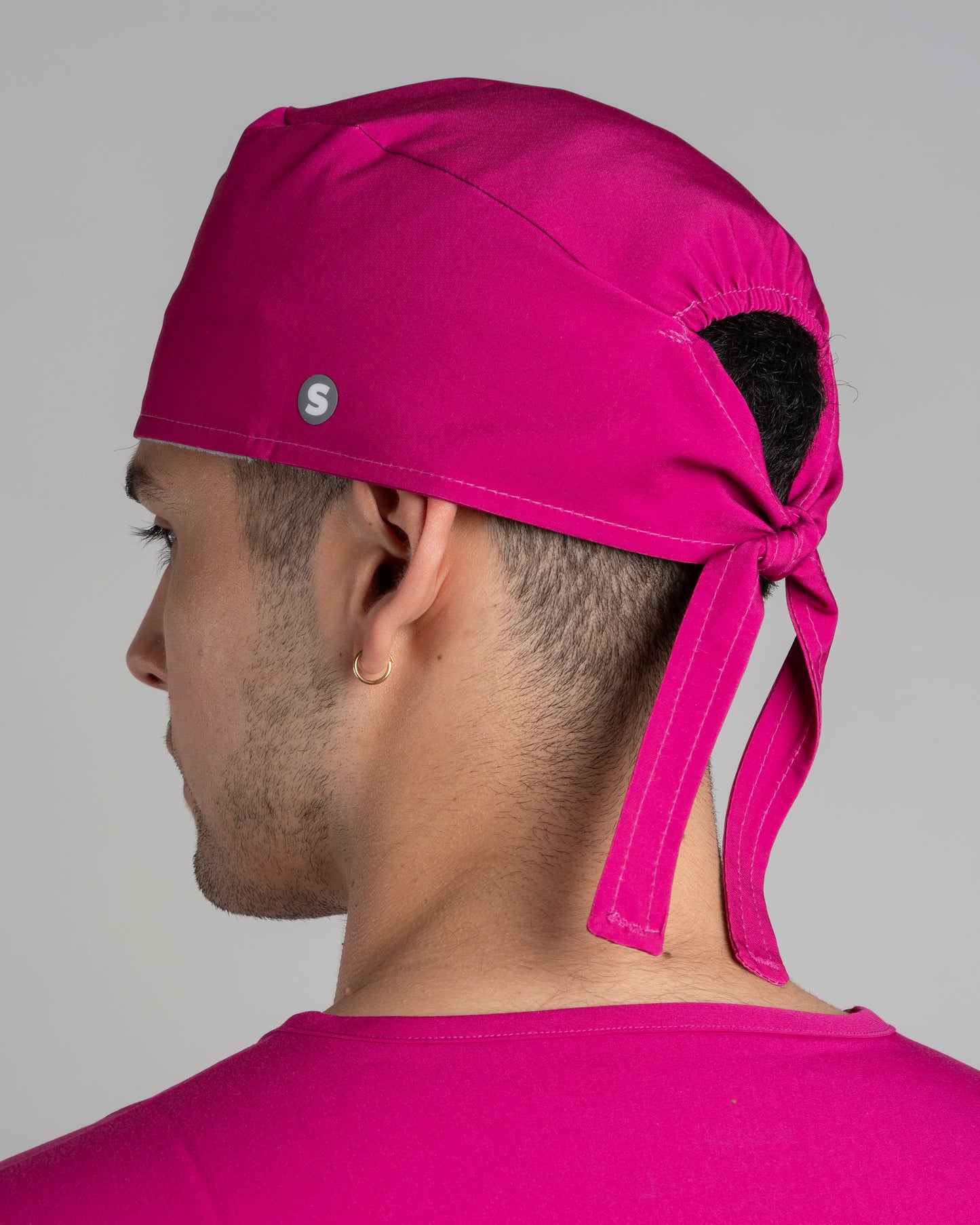 GORRO UNISEX CLÍNICO COLOR BLOCK FUCSIA