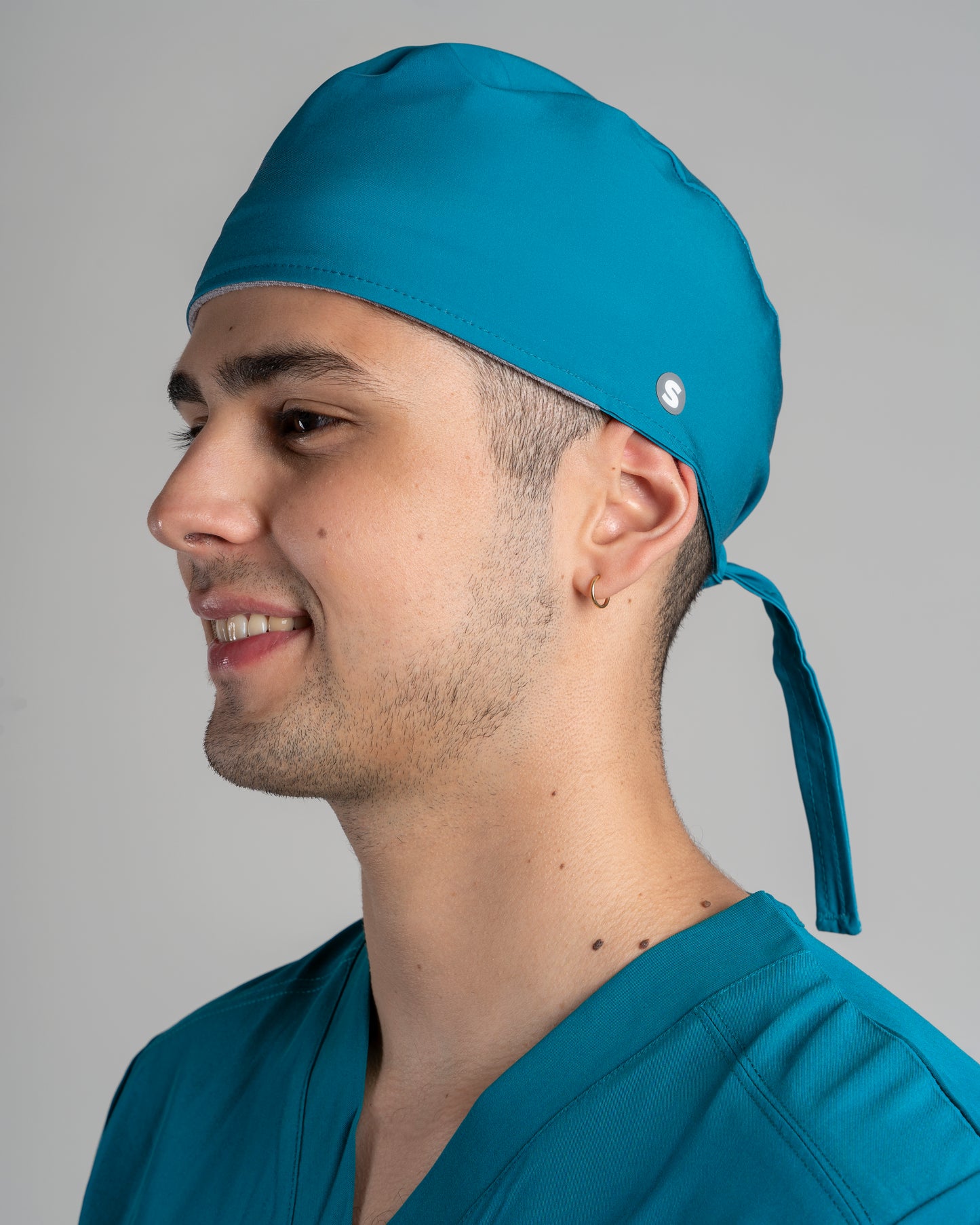 GORRO UNISEX CLÍNICO COLOR BLOCK TEAL BLUE