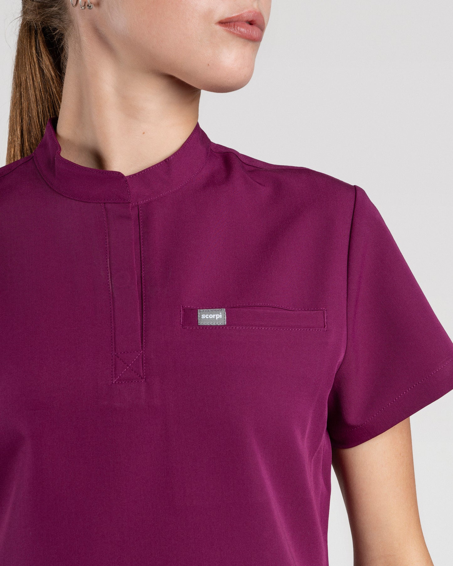 TOP MUJER DYNAMIC BURDEO - CUELLO JOKE