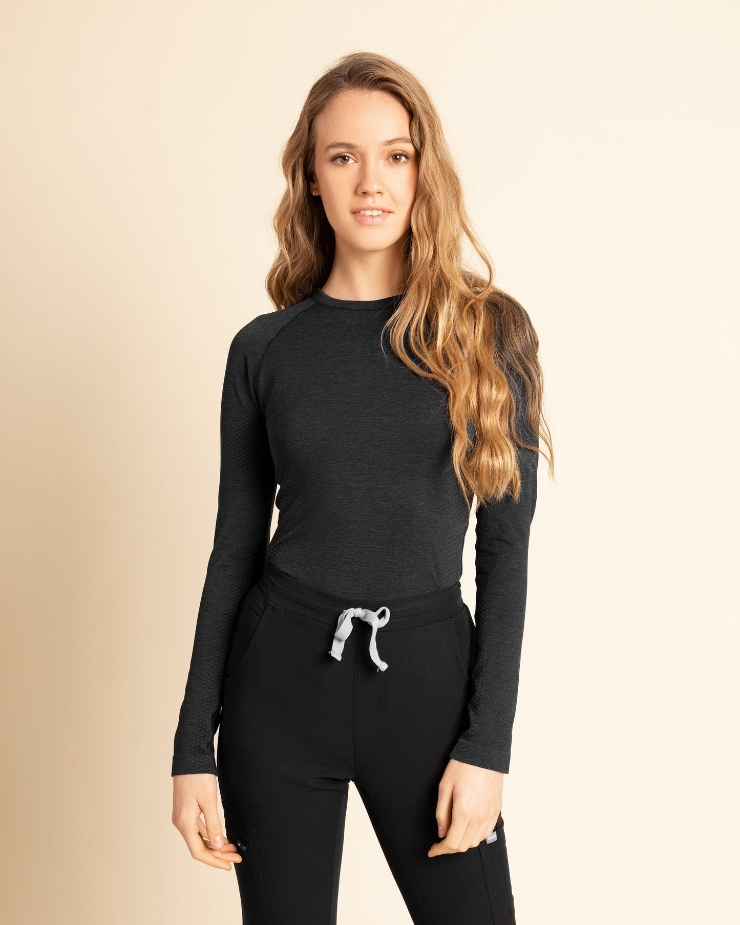 PRIMERA CAPA FLEX TEE MUJER NEGRO
